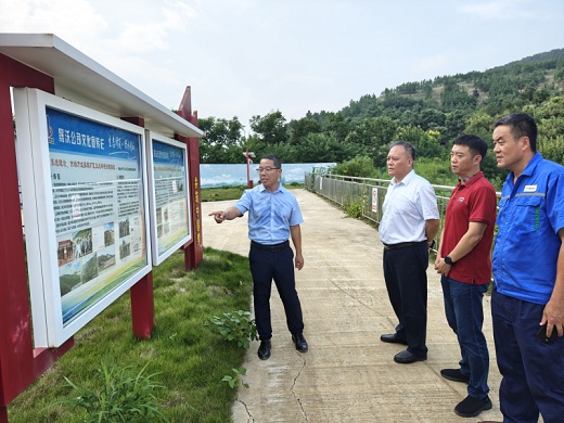 集团公司就建设钛石膏填埋场赴马鞍山考察